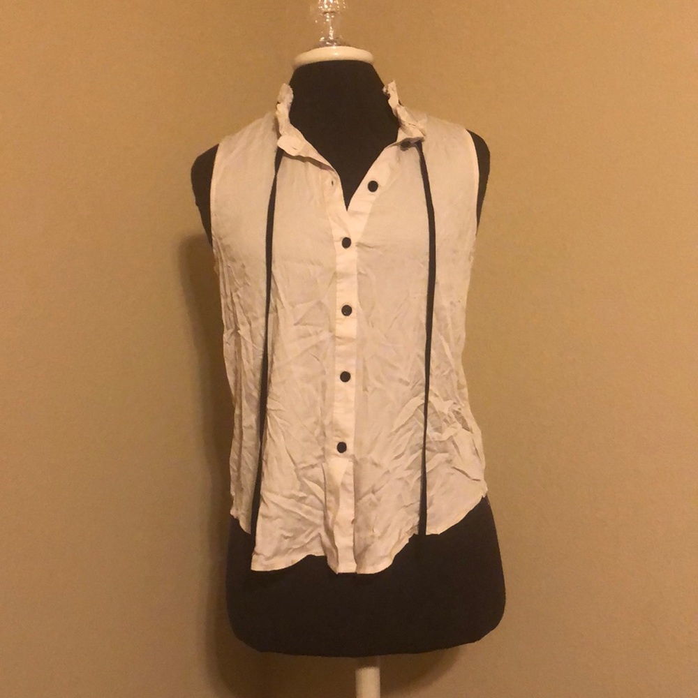 ❤️ Urban outfitters cooperative top 💚